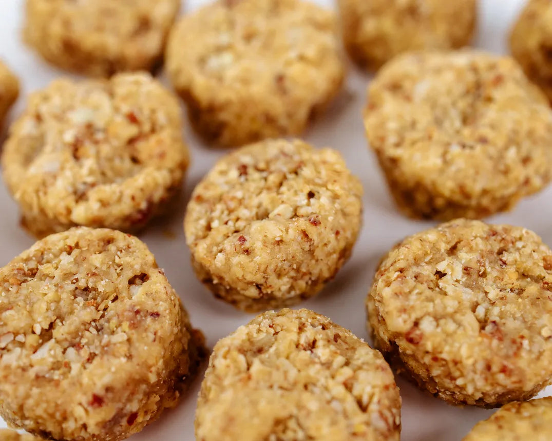 BIO Mini Cookies ⁠–⁠ glutenfreie Haferkekse mit gesalzenes Karamell und Mandeln 100 g